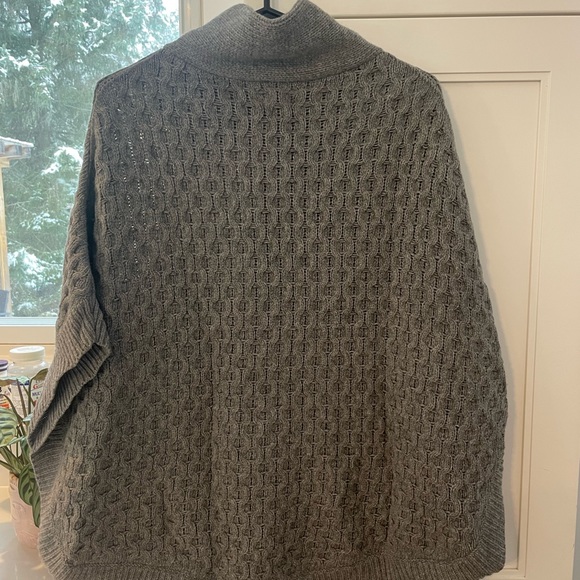 Grey knit poncho - massimo dutti - Picture 2 of 3